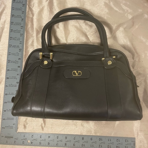 Elegant Valentino Garavani Black Leather Handbag w/gold Hardware EUC